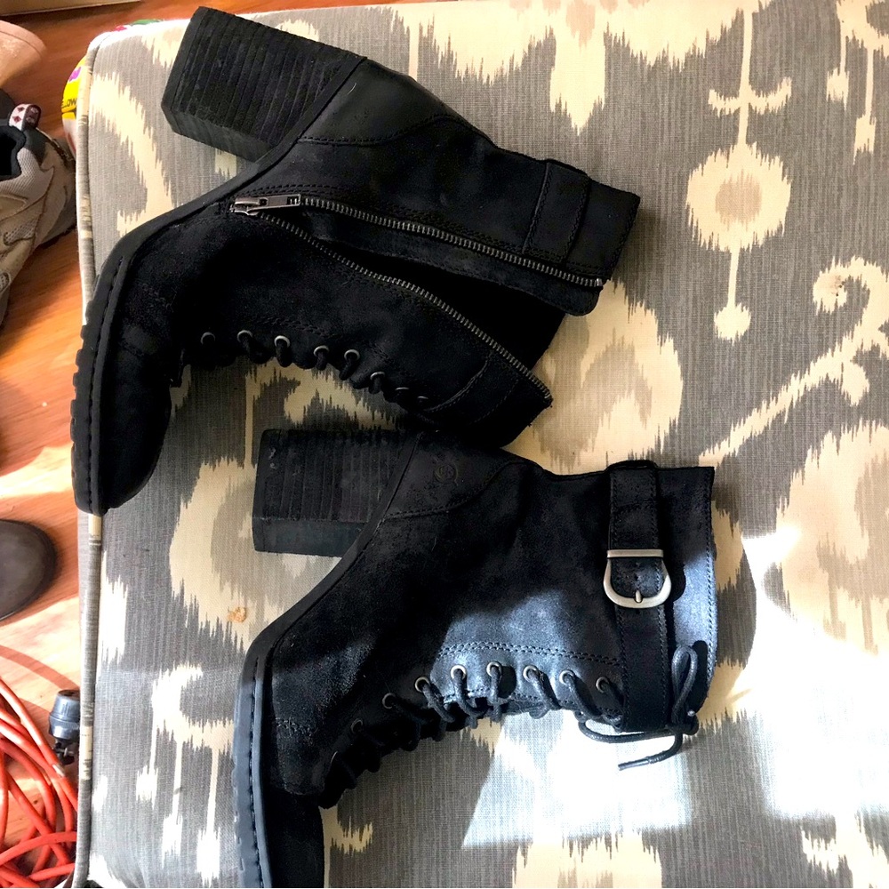 Börn black suede leather heeled boots